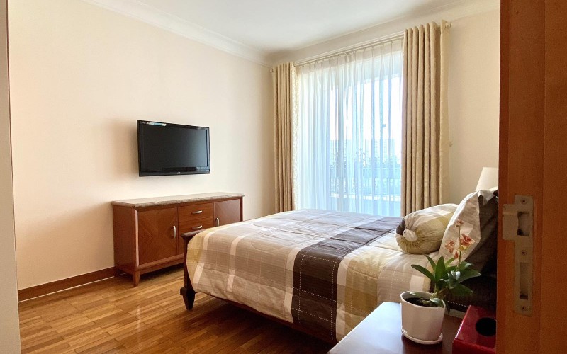 206:&nbsp;&nbsp;２ベッドルーム&nbsp;&nbsp;&nbsp;1,100＄