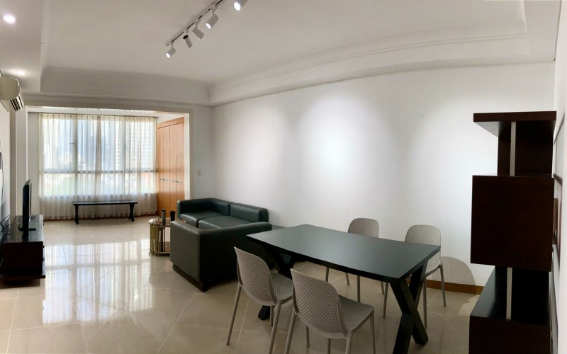 1432:&nbsp;&nbsp;３ベッドルーム&nbsp;&nbsp;&nbsp;800＄