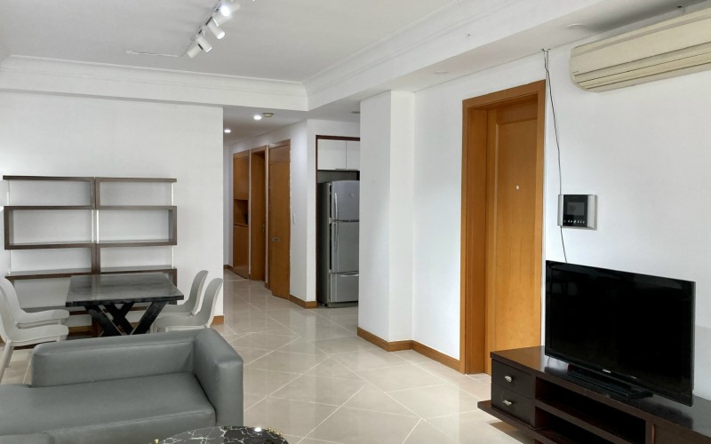 1432:&nbsp;&nbsp;３ベッドルーム&nbsp;&nbsp;&nbsp;800＄