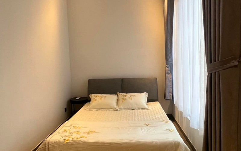 1007:&nbsp;&nbsp;１ベッドルーム&nbsp;&nbsp;&nbsp;1,300＄