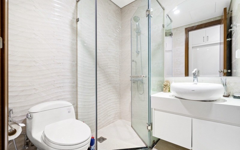 850:&nbsp;&nbsp;３ベッドルーム&nbsp;&nbsp;&nbsp;1,000＄