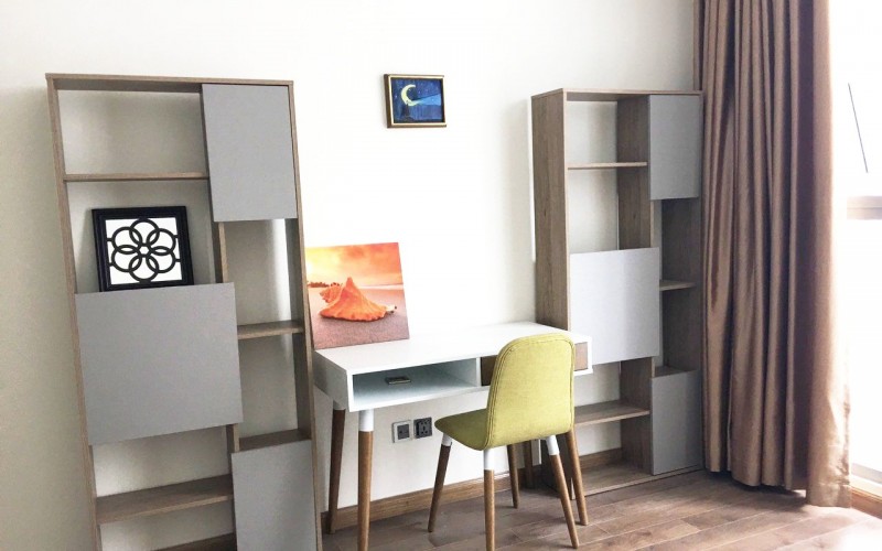 853:&nbsp;&nbsp;３ベッドルーム&nbsp;&nbsp;&nbsp;1,300＄