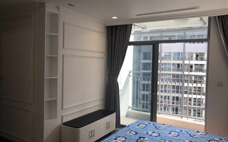 856:&nbsp;&nbsp;４ベッドルーム&nbsp;&nbsp;&nbsp;2,175＄