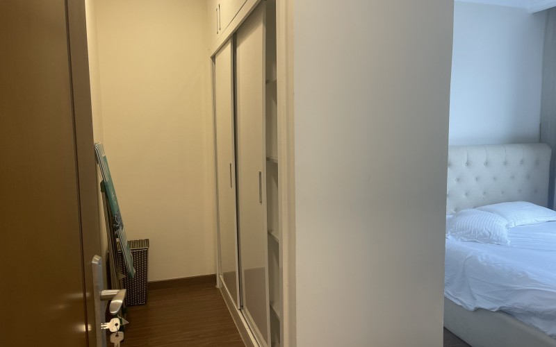 1873:&nbsp;&nbsp;２ベッドルーム&nbsp;&nbsp;&nbsp;1,600＄