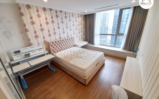 49:&nbsp;&nbsp;３ベッドルーム&nbsp;&nbsp;&nbsp;1,500＄