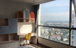 856:&nbsp;&nbsp;４ベッドルーム&nbsp;&nbsp;&nbsp;2,175＄