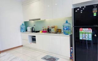 1690:&nbsp;&nbsp;１ベッドルーム&nbsp;&nbsp;&nbsp;1,000＄