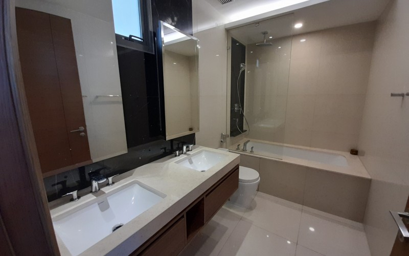 137:&nbsp;&nbsp;３ベッドルーム&nbsp;&nbsp;&nbsp;2,700＄