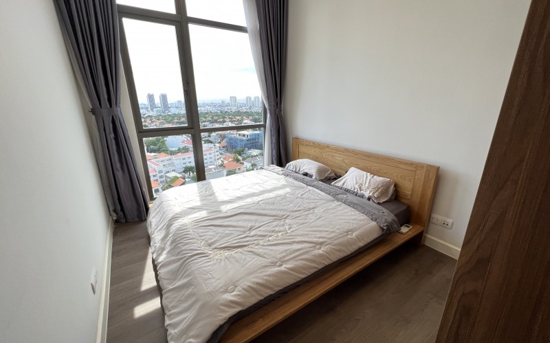 1982:&nbsp;&nbsp;２ベッドルーム&nbsp;&nbsp;&nbsp;1,400＄