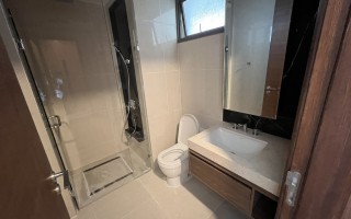 1982:&nbsp;&nbsp;２ベッドルーム&nbsp;&nbsp;&nbsp;1,400＄