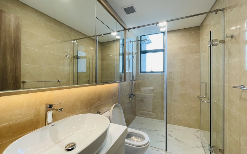 196:&nbsp;&nbsp;３ベッドルーム&nbsp;&nbsp;&nbsp;2,000＄