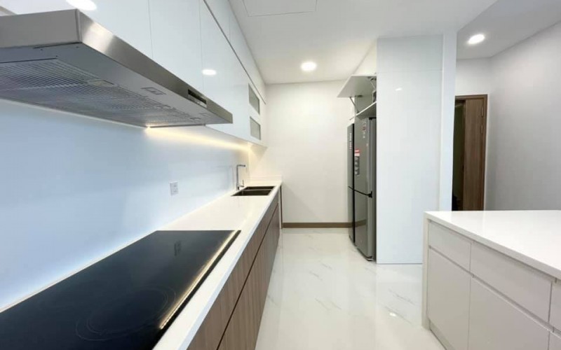 426:&nbsp;&nbsp;３ベッドルーム&nbsp;&nbsp;&nbsp;2,100＄