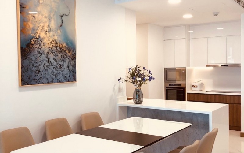 498:&nbsp;&nbsp;３ベッドルーム&nbsp;&nbsp;&nbsp;1,600＄