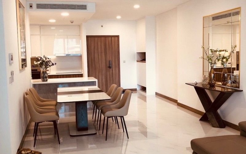 498:&nbsp;&nbsp;３ベッドルーム&nbsp;&nbsp;&nbsp;1,600＄