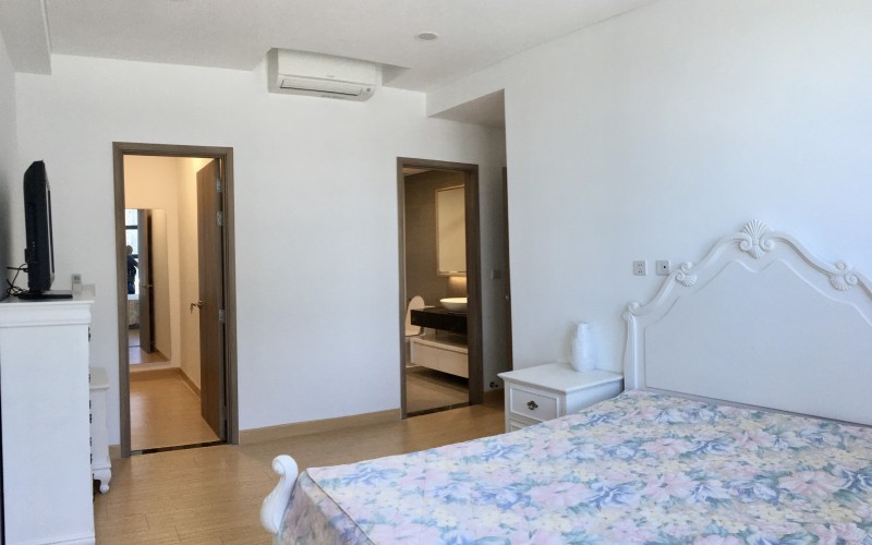 542:&nbsp;&nbsp;２ベッドルーム&nbsp;&nbsp;&nbsp;1,305＄