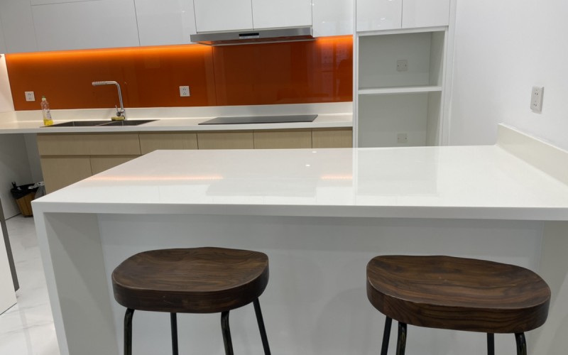 606:&nbsp;&nbsp;２ベッドルーム&nbsp;&nbsp;&nbsp;1,090＄