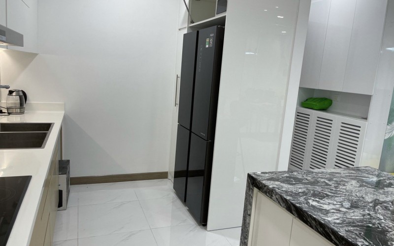 608:&nbsp;&nbsp;２ベッドルーム&nbsp;&nbsp;&nbsp;1,300＄