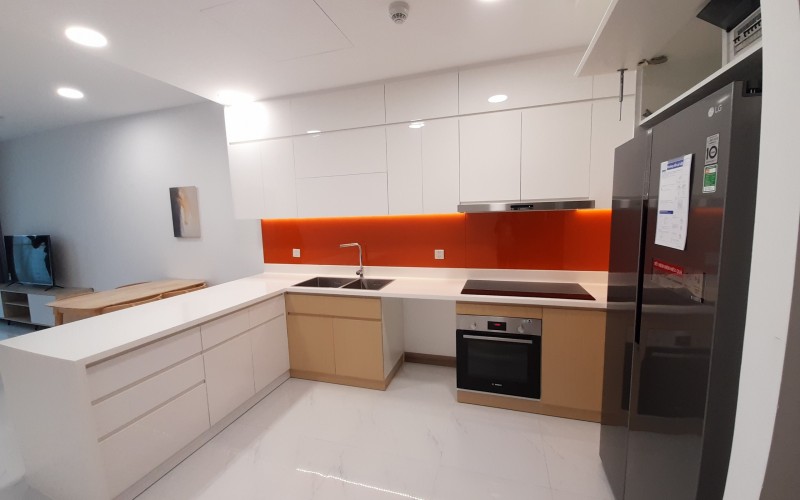 650:&nbsp;&nbsp;２ベッドルーム&nbsp;&nbsp;&nbsp;1,200＄