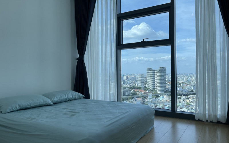 875:&nbsp;&nbsp;１ベッドルーム&nbsp;&nbsp;&nbsp;825＄