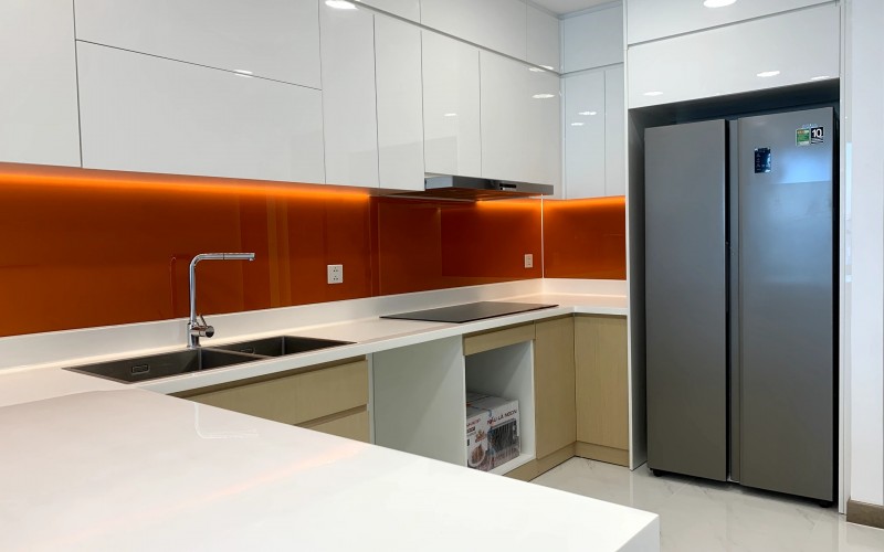 877:&nbsp;&nbsp;２ベッドルーム&nbsp;&nbsp;&nbsp;1,500＄