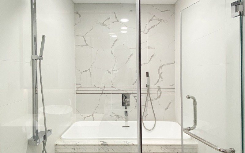 896:&nbsp;&nbsp;２ベッドルーム&nbsp;&nbsp;&nbsp;1,300＄