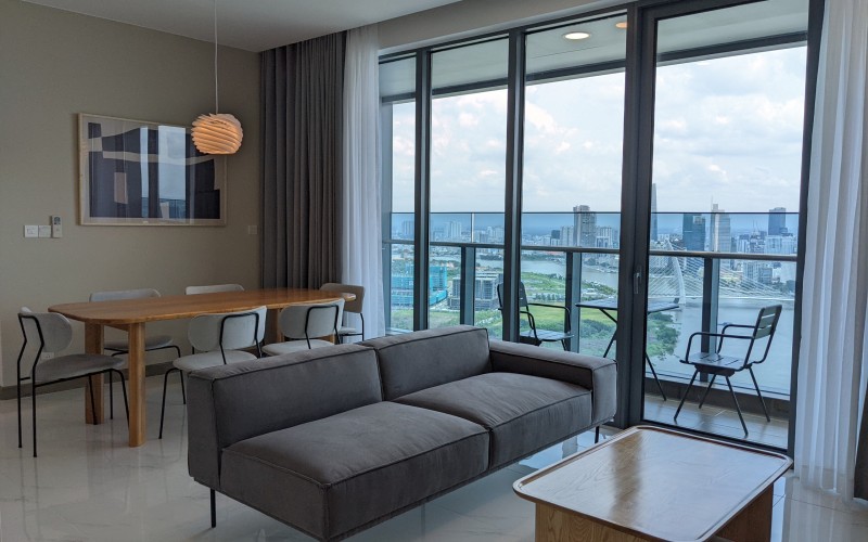 1816:&nbsp;&nbsp;２ベッドルーム&nbsp;&nbsp;&nbsp;1,750＄