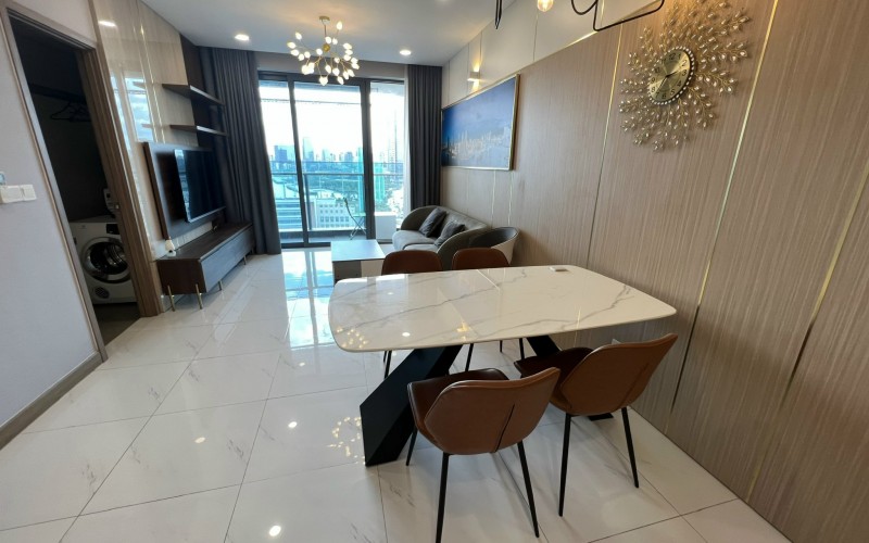 1963:&nbsp;&nbsp;２ベッドルーム&nbsp;&nbsp;&nbsp;1,600＄