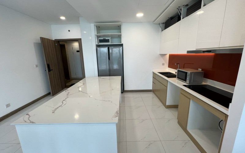 1962:&nbsp;&nbsp;２ベッドルーム&nbsp;&nbsp;&nbsp;1,800＄