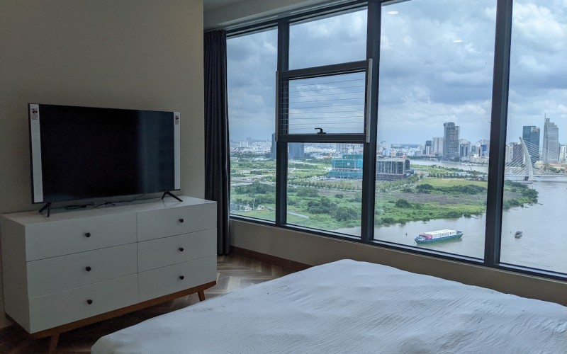 2097:&nbsp;&nbsp;３ベッドルーム&nbsp;&nbsp;&nbsp;2,500＄