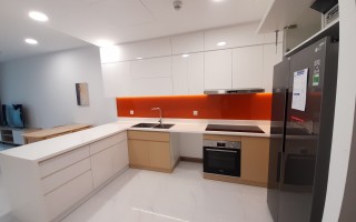 650:&nbsp;&nbsp;２ベッドルーム&nbsp;&nbsp;&nbsp;1,200＄