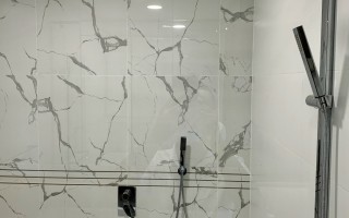 876:&nbsp;&nbsp;２ベッドルーム&nbsp;&nbsp;&nbsp;1,600＄