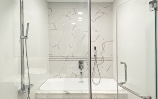 896:&nbsp;&nbsp;２ベッドルーム&nbsp;&nbsp;&nbsp;1,300＄