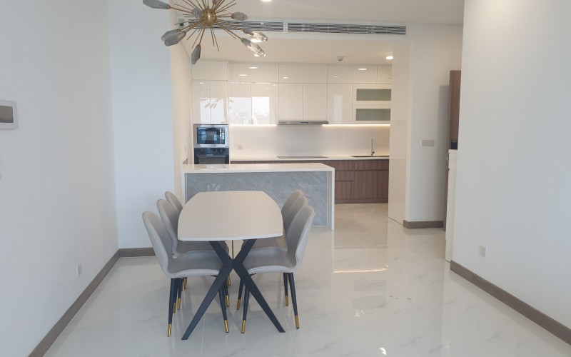 190:&nbsp;&nbsp;３ベッドルーム&nbsp;&nbsp;&nbsp;1,900＄