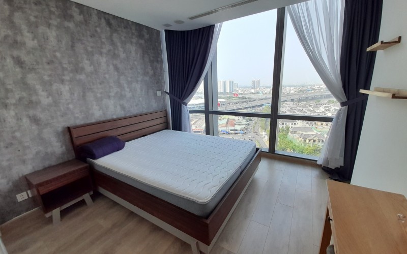 241:&nbsp;&nbsp;３ベッドルーム&nbsp;&nbsp;&nbsp;2,400＄